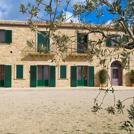 Agriturismo Salemi Farm stay